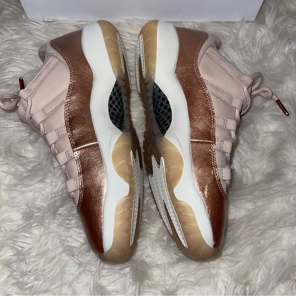 💖 8 Women’s Jordan Retro 11 Low Sail/Metallic Bronze “Rose Gold” - Picture 5 of 8